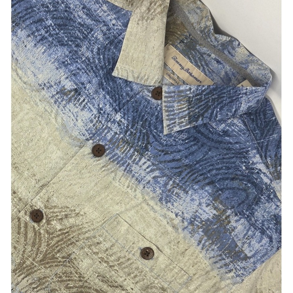 Tommy Bahama Silk Shirt Mens Medium Blue Tan Wave Print Tropical Button Up